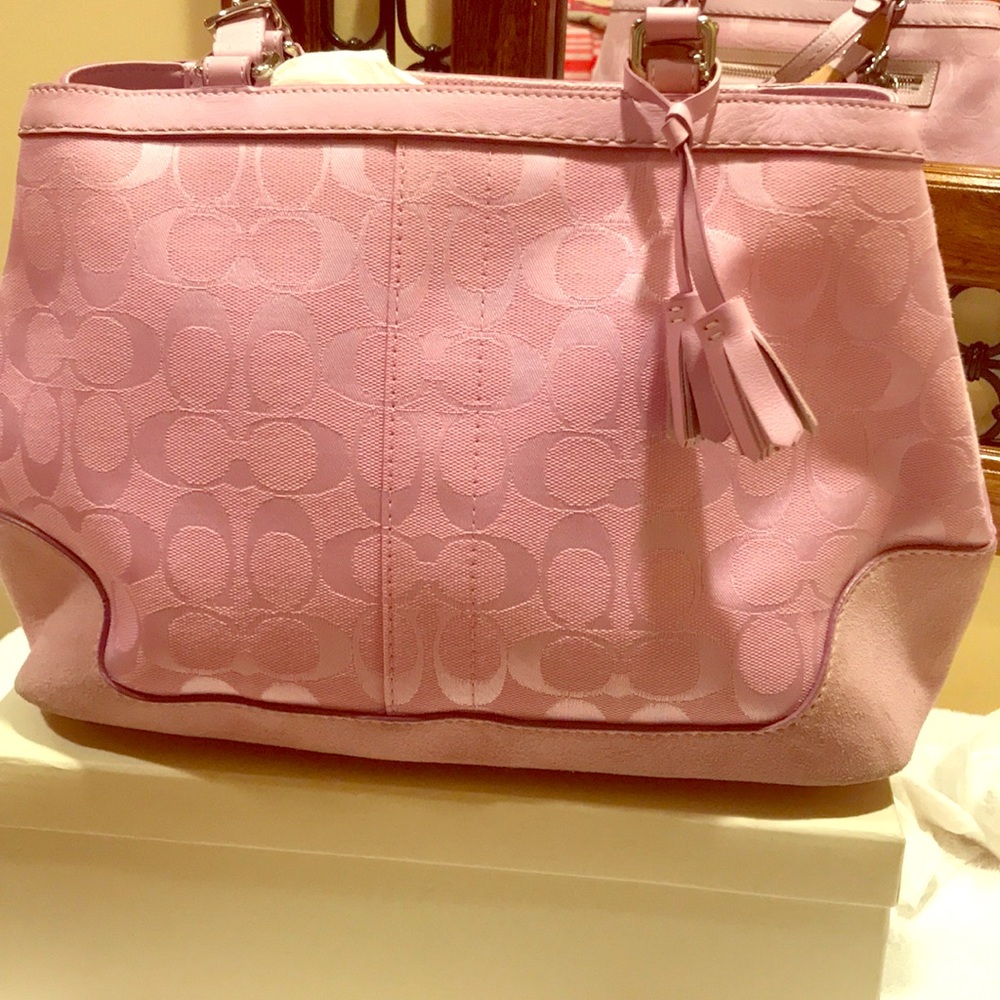Original Coach tote in lilac, limited edition